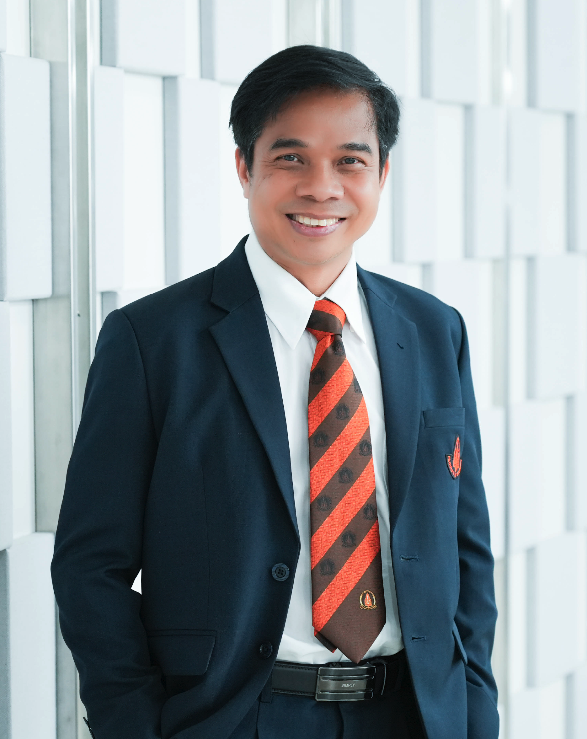 รศ.ดร.คัชรินทร์ ศิริวงศ์