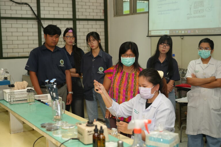 คณะวิทยาศาสตร์ มข. จัดการอบรมเชิงปฏิบัติการวิทยาศาสตร์ สร้างแรงบันดาลใจให้เยาวชนและนักศึกษา